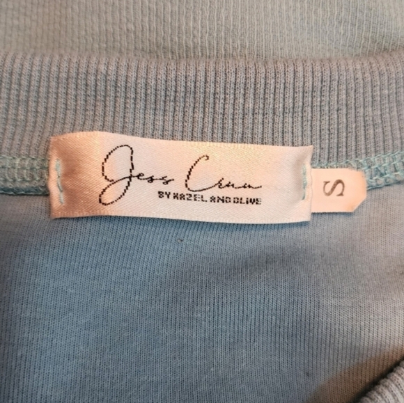 Hazel & Olive Beverly Sweatshirt Daisy & Beverly HIlls Graphic Size S - Picture 7 of 7